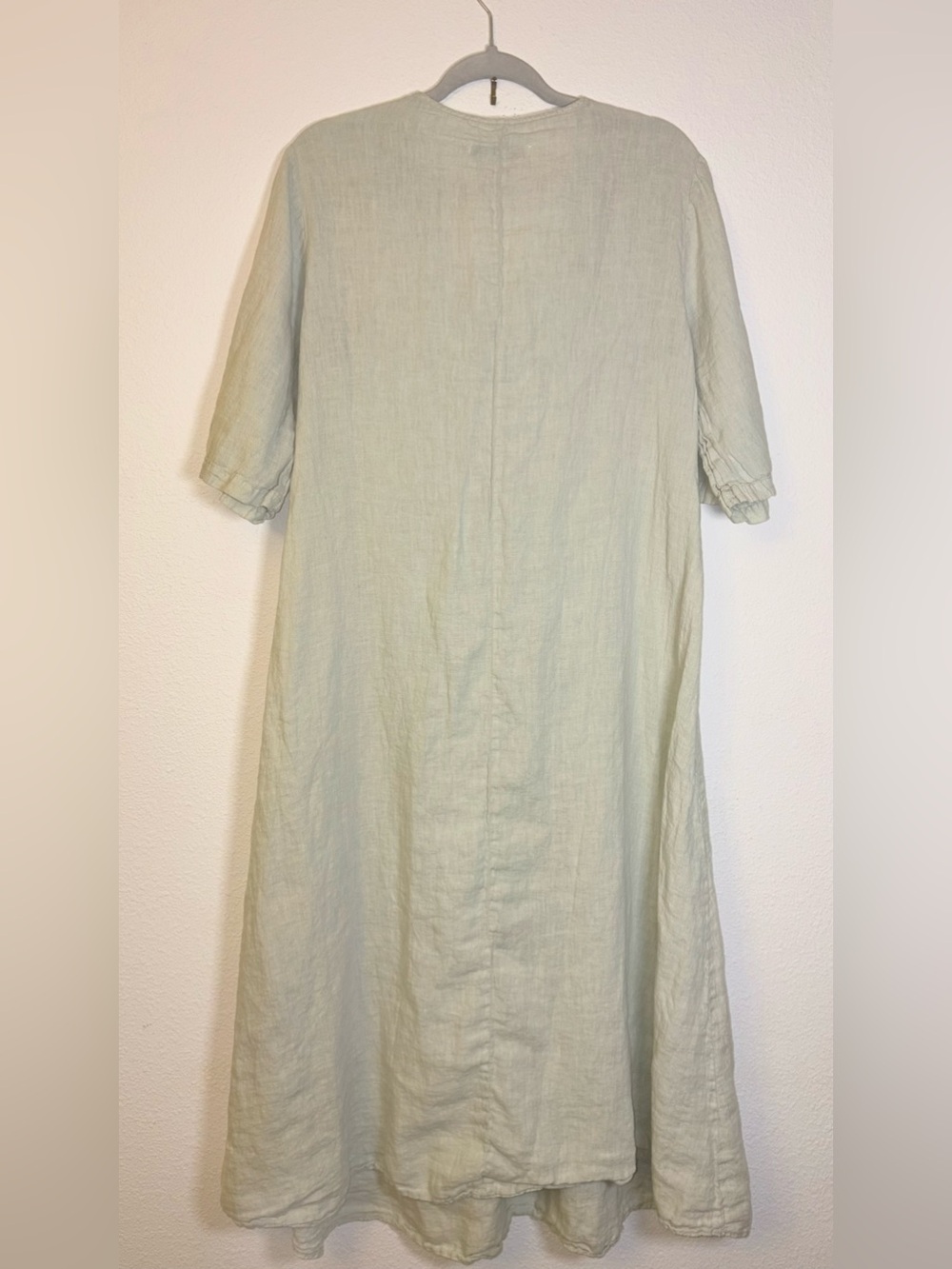 Zara Pale Green V-Neck Linen Midi Dress - Picture 6 of 7
